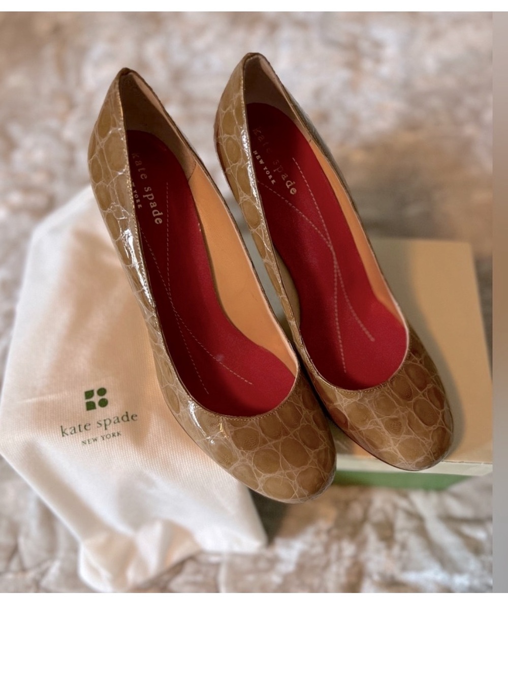 NEW IN BOX KATE SPADE KAROLINA CAMEL CROC HEELS SIZE 7.5
